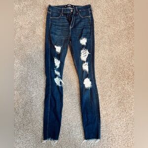 - hollister size 9 long jeans